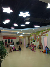 千趣熊儿童成长中心